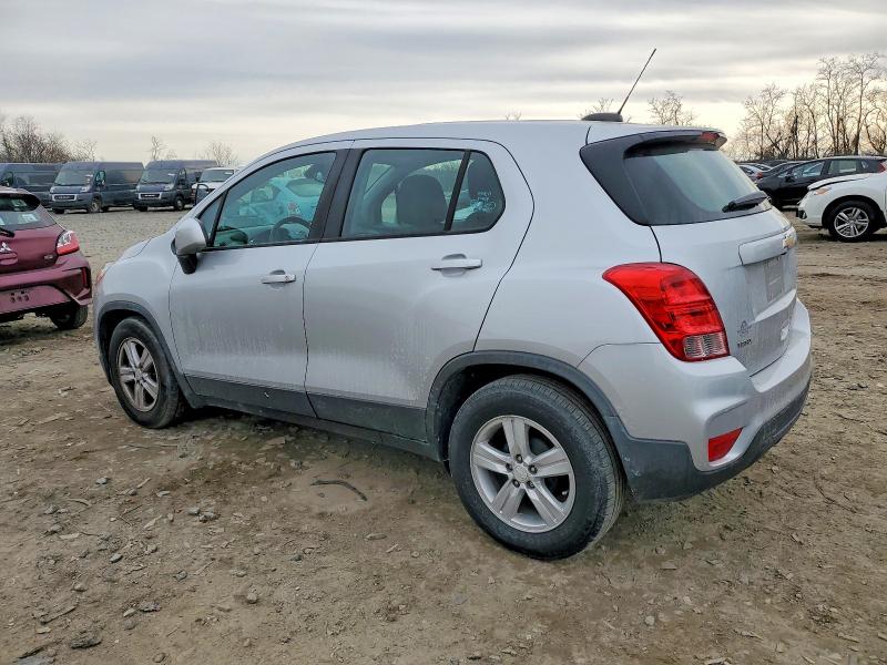 Photo 2 from auction – 2020 CHEVROLET TRAX with VIN 3GNCJKSB5LL162547