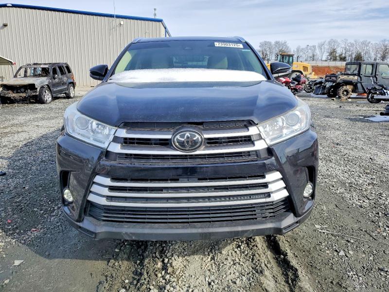 Photo 5 from auction – 2019 TOYOTA HIGHLANDER with VIN 5TDKZRFH4KS565710