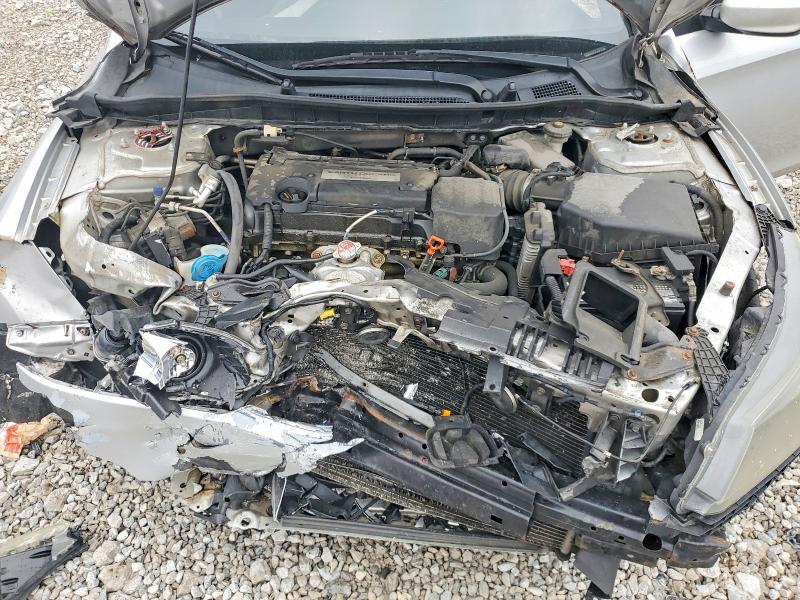 Photo 11 from auction – 2015 HONDA ACCORD with VIN 1HGCR2F32FA154455