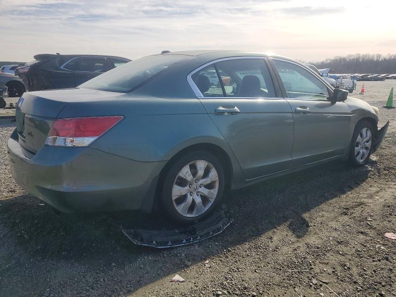Photo 3 from auction – 2010 HONDA ACCORD with VIN 1HGCP2F80AA016973