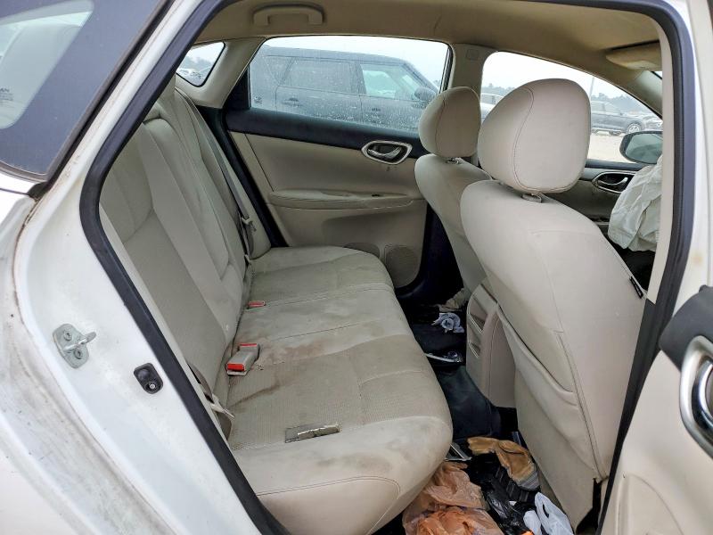 Photo 10 from auction – 2015 NISSAN SENTRA S with VIN 3N1AB7AP1FY333909