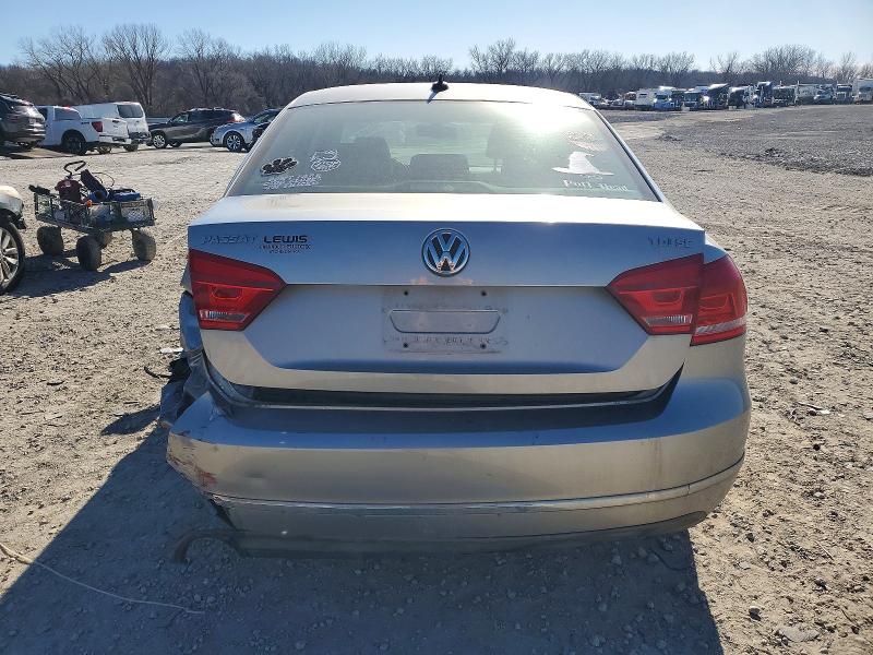 Photo 6 from auction – 2013 VOLKSWAGEN PASSAT with VIN 1VWBN7A39DC045807