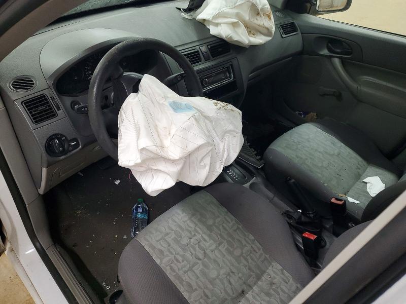 Photo 8 from auction – 2005 FORD FOCUS ZX4 with VIN 1FAFP34NX5W108438