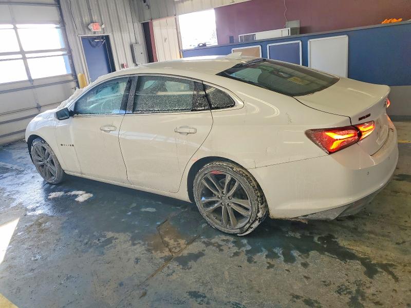 Photo 2 from auction – 2021 CHEVROLET MALIBU with VIN 1G1ZD5ST3MF078719