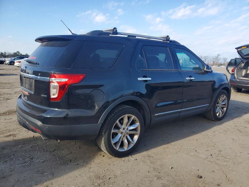 Photo 3 from auction – 2013 FORD EXPLORER L with VIN 1FM5K8F89DGA40467