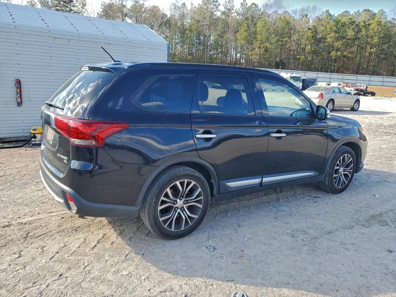 Photo 3 from auction – 2016 MITSUBISHI OUTLANDER with VIN JA4AD3A38GZ037297