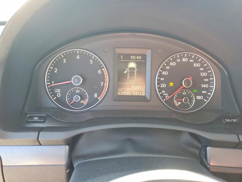 Photo 9 from auction – 2011 VOLKSWAGEN EOS KOMFOR with VIN WVWAA7AH0BV000164