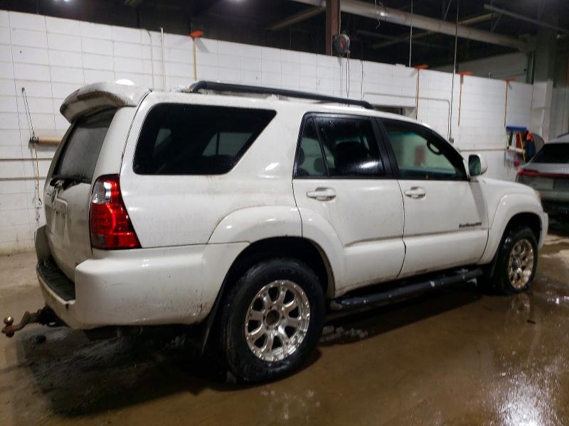 Photo 3 from auction – 2006 TOYOTA 4RUNNER SR with VIN JTEBT14R560059774