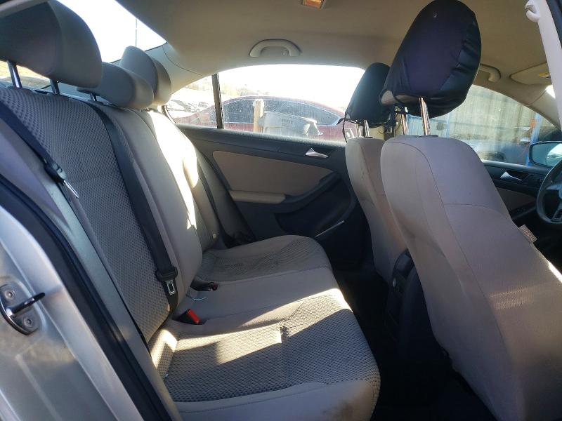 Photo 10 from auction – 2014 VOLKSWAGEN JETTA BASE with VIN 3VW2K7AJ9EM264564