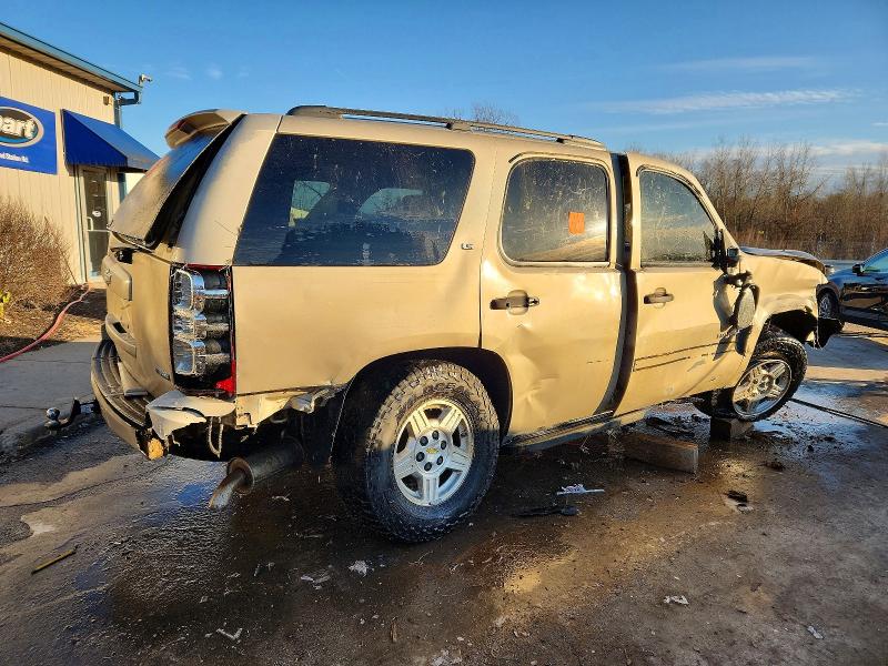 Photo 3 from auction – 2007 CHEVROLET TAHOE K150 with VIN 1GNFK13047J402721
