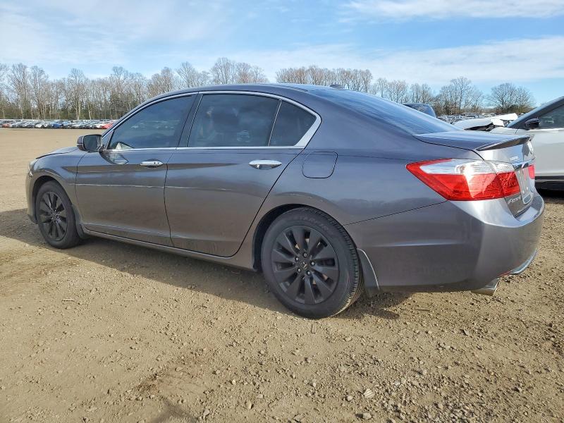 Photo 2 from auction – 2013 HONDA ACCORD with VIN 1HGCR3F82DA006918
