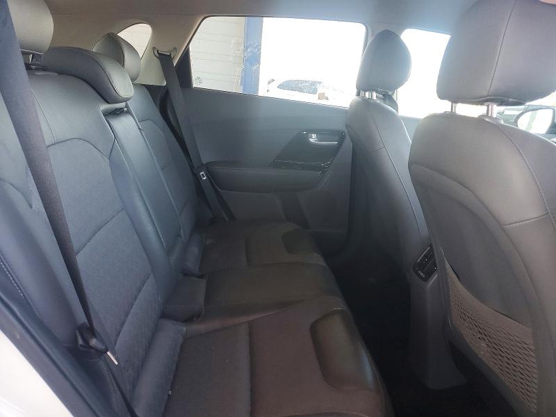 Photo 10 from auction – 2017 KIA NIRO EX with VIN KNDCC3LC7H5051697