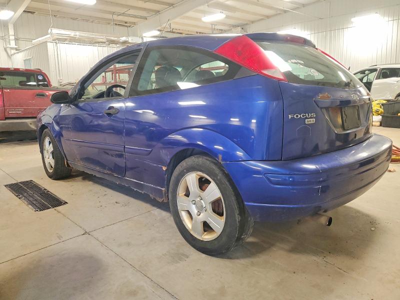 Photo 2 from auction – 2005 FORD FOCUS ZX3 with VIN 3FAFP31N85R123656