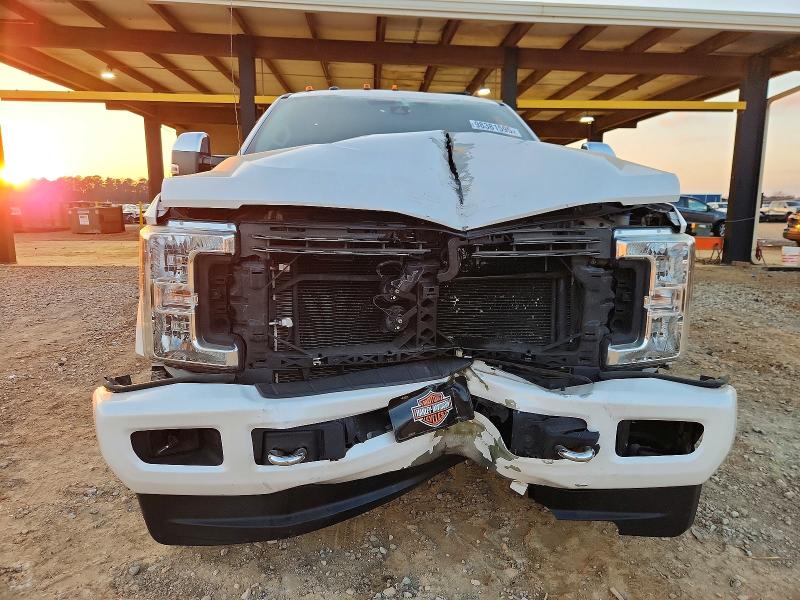 Photo 5 from auction – 2017 FORD F250 with VIN 1FT7W2BT2HEE54491