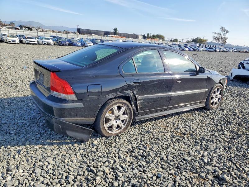 Photo 3 from auction – 2004 VOLVO S60 with VIN YV1RS64A842414400