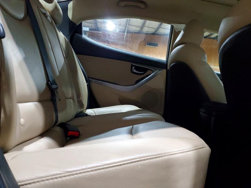 Photo 10 from auction – 2012 HYUNDAI ELANTRA with VIN 5NPDH4AE3CH149778