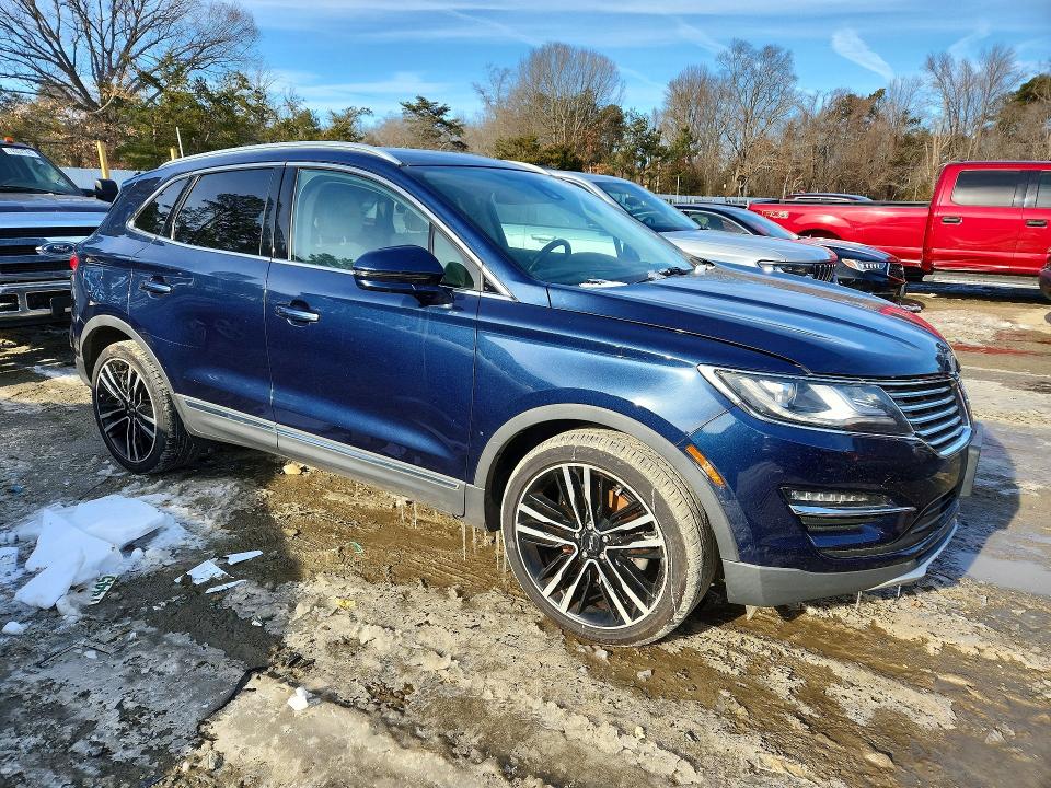 Photo 4 from auction – 2017 LINCOLN MKC with VIN 5LMTJ3DHXHUL24629