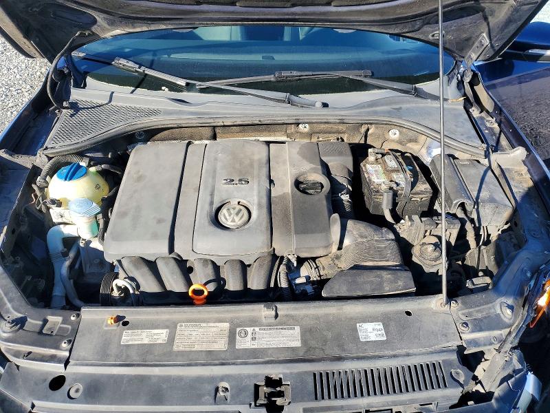 Photo 11 from auction – 2012 VOLKSWAGEN PASSAT SE with VIN 1VWBP7A35CC062211