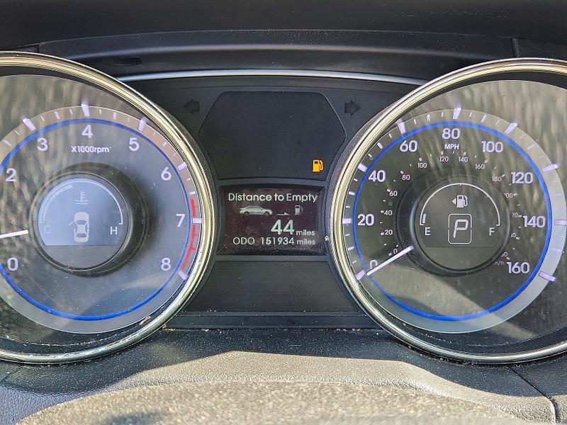 Снимка 9 от търг – 2012 HYUNDAI SONATA с VIN 5NPEB4AC0CH423457