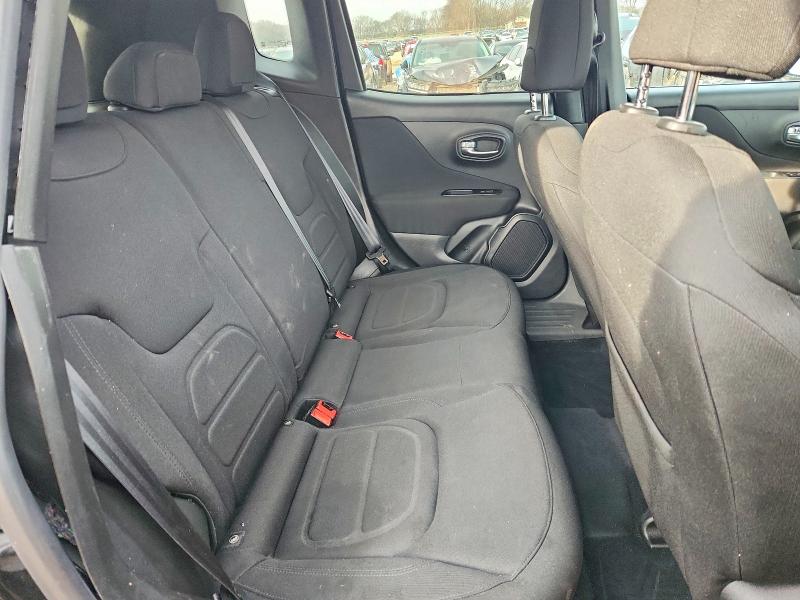 Photo 11 from auction – 2021 JEEP RENEGADE L with VIN ZACNJDBB1MPN27678