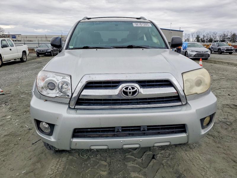 Photo 5 from auction – 2006 TOYOTA 4RUNNER SR with VIN JTEZU14R960075780