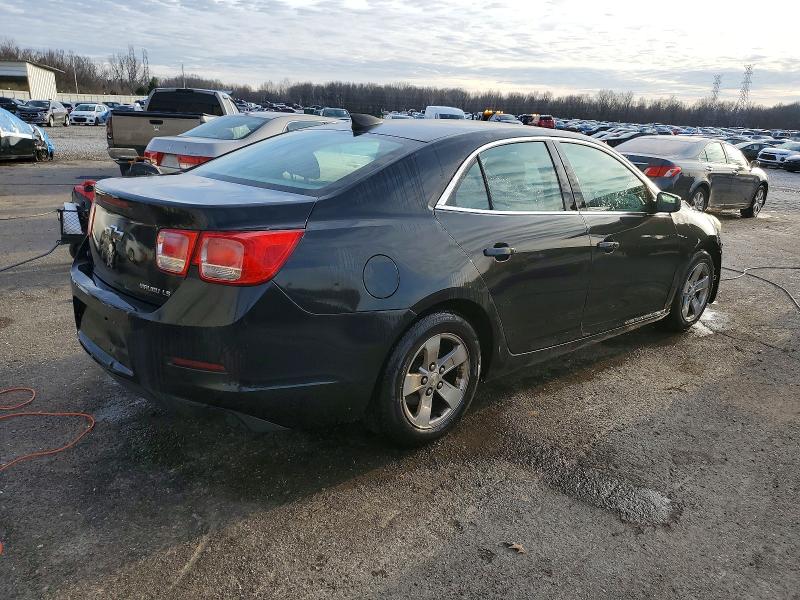 Photo 3 from auction – 2015 CHEVROLET MALIBU LS with VIN 1G11B5SL7FF194916