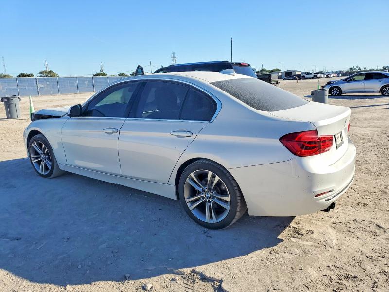 Photo 2 from auction – 2018 BMW 330 with VIN WBA8B9C54JEE81612