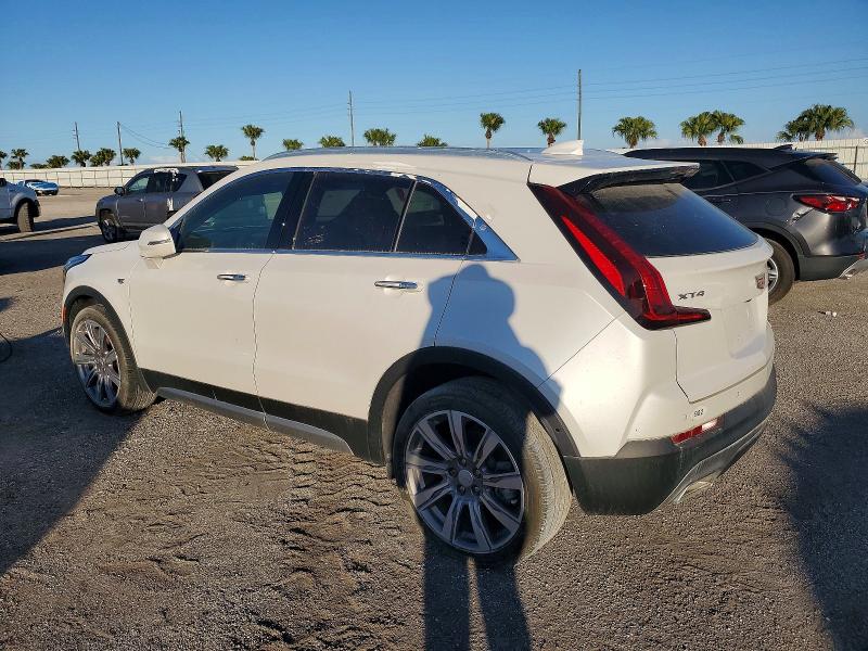 Photo 2 from auction – 2019 CADILLAC XT4 with VIN 1GYFZCR48KF206877