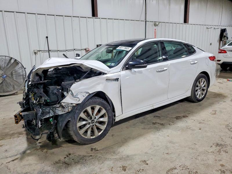 KIA OPTIMA EX 2016 with VIN 5XXGU4L32GG086212 - Photo from auction