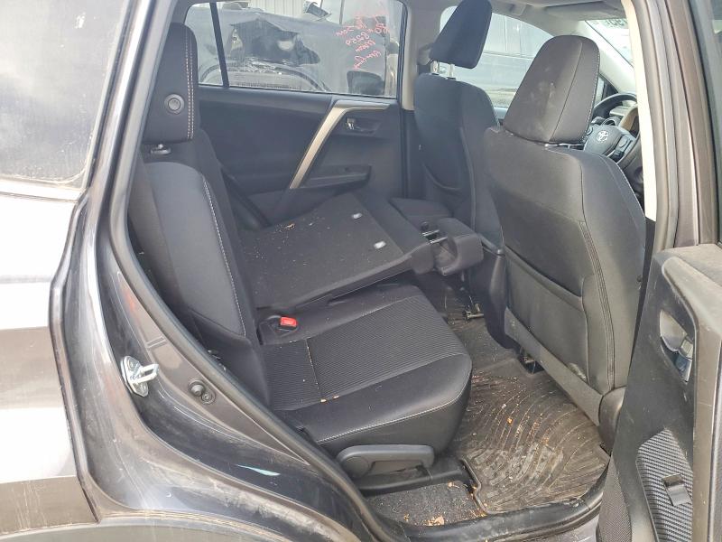 Photo 11 from auction – 2015 TOYOTA RAV4 XLE with VIN 2T3RFREV4FW275440