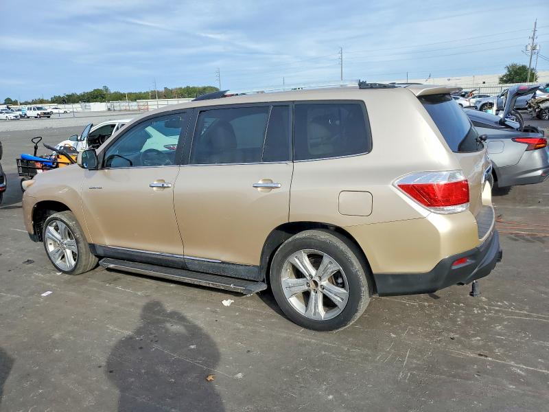 Photo 2 from auction – 2012 TOYOTA HIGHLANDER with VIN 5TDYK3EH2CS052132