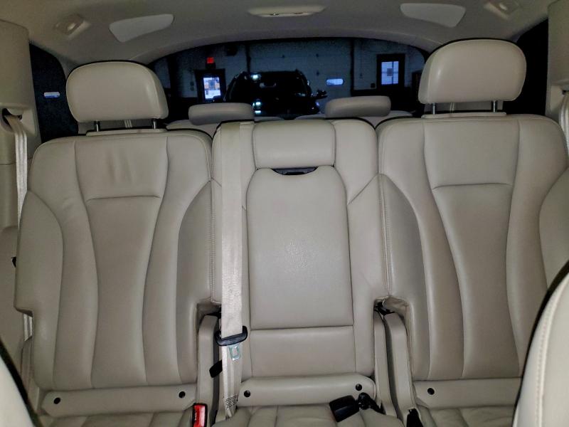 Photo 10 from auction – 2019 AUDI Q7 PREMIUM with VIN WA1LHAF70KD025325