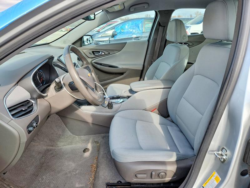 Photo 7 from auction – 2018 CHEVROLET MALIBU LT with VIN 1G1ZD5STXJF116166