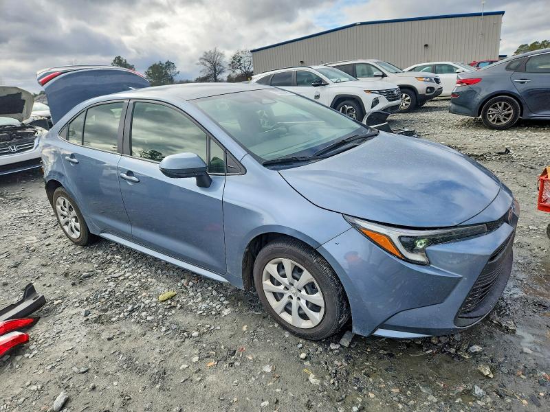 Photo 4 from auction – 2023 TOYOTA COROLLA LE with VIN JTDBCMFE3PJ015851