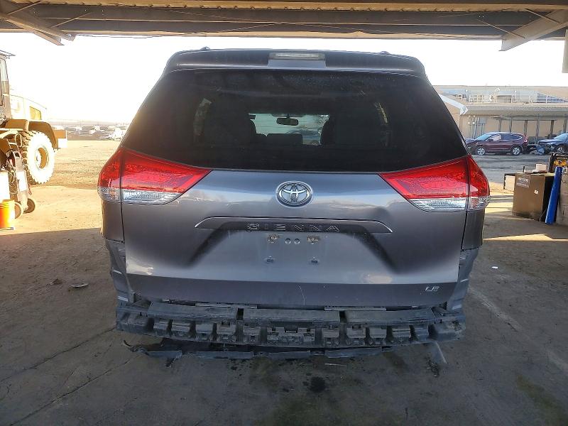 Photo 6 from auction – 2013 TOYOTA SIENNA with VIN 5TDKK3DC4DS334477