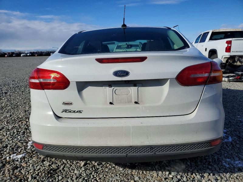 Photo 6 from auction – 2017 FORD FOCUS with VIN 1FADP3E26HL254398