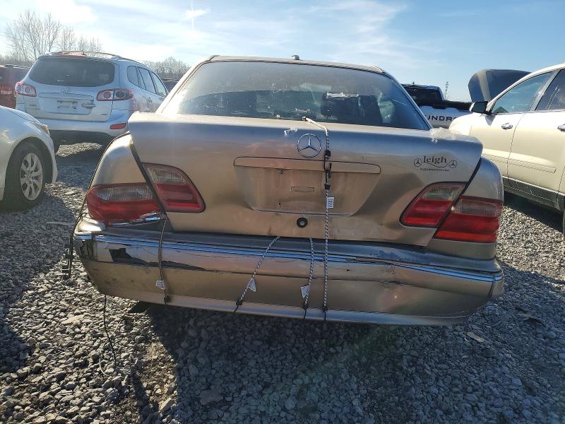 Photo 6 from auction – 2000 MERCEDES-BENZ E 320 with VIN WDBJF65J0YA993897