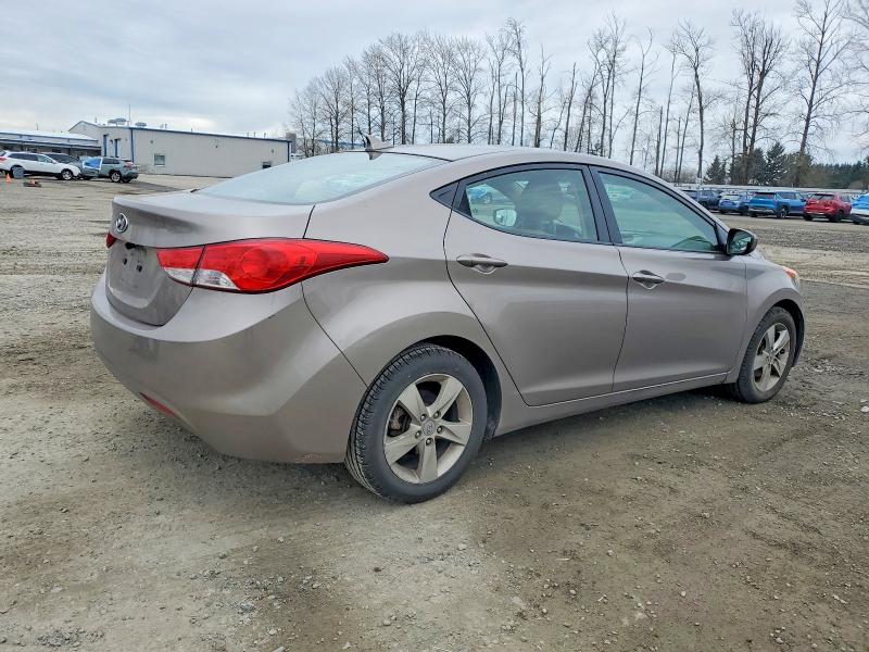 Photo 3 from auction – 2011 HYUNDAI ELANTRA with VIN 5NPDH4AE7BH000577