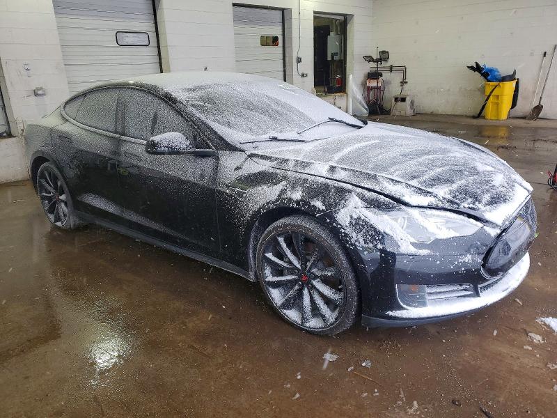 Photo 4 from auction – 2015 TESLA MODEL S with VIN 5YJSA1E16FF119016