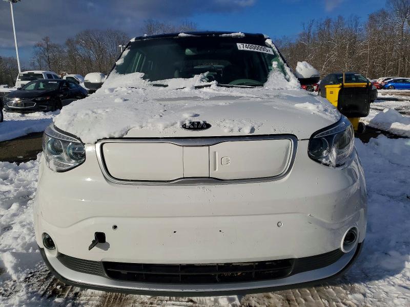 Photo 5 from auction – 2016 KIA SOUL EV + with VIN KNDJX3AEXG7007549