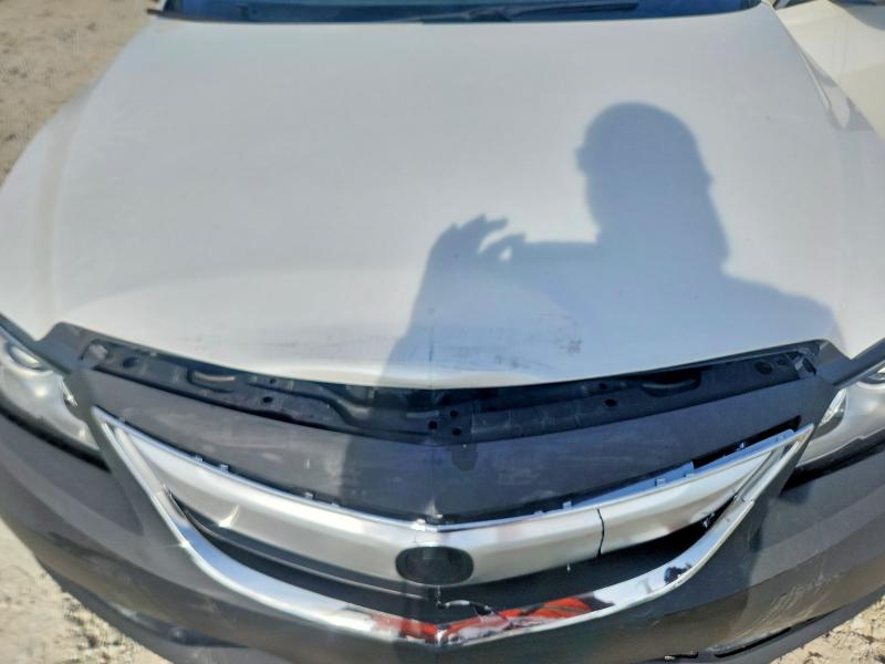 Foto 11 de la subasta – 2013 ACURA ILX con VIN 19VDE1F57DE017928