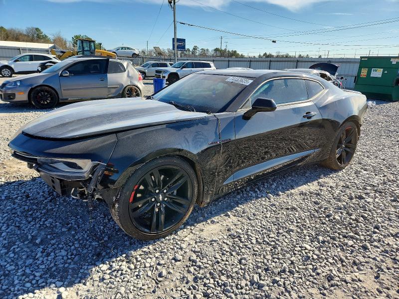 CHEVROLET CAMARO 2018 with VIN 1G1FB1RS0J0124701 - Photo from auction