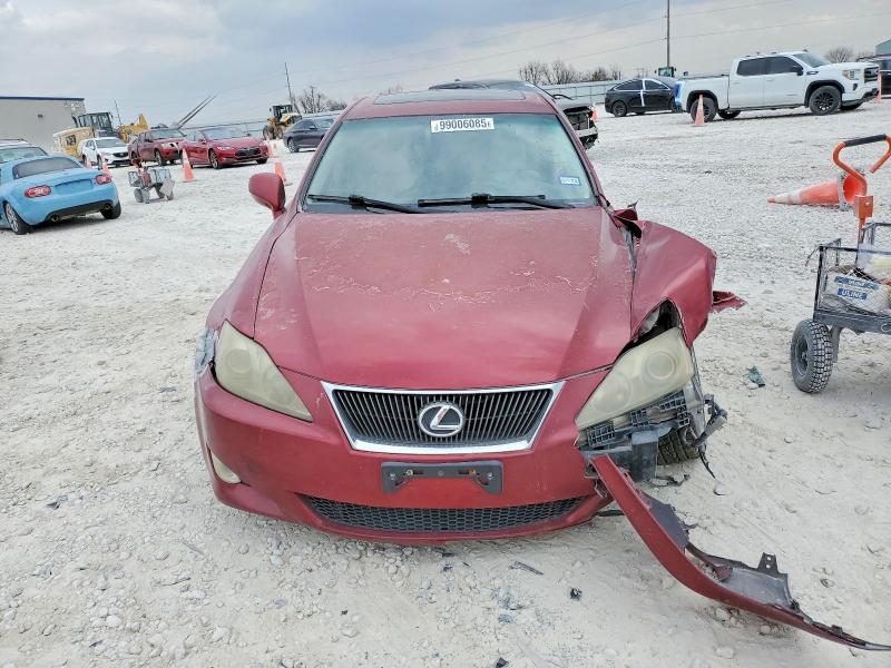 Photo 5 from auction – 2006 LEXUS IS with VIN JTHBE262562004703
