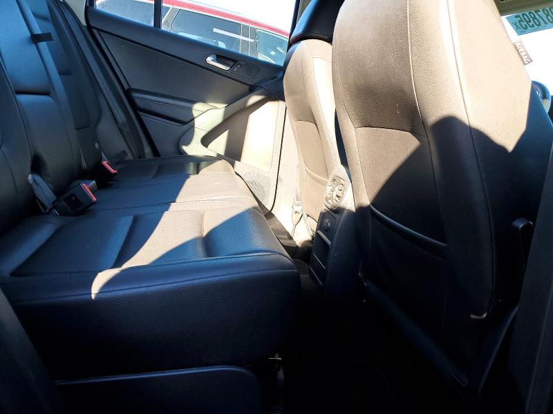 Снимка 11 от търг – 2016 VOLKSWAGEN TIGUAN с VIN WVGBV7AX3GW593869