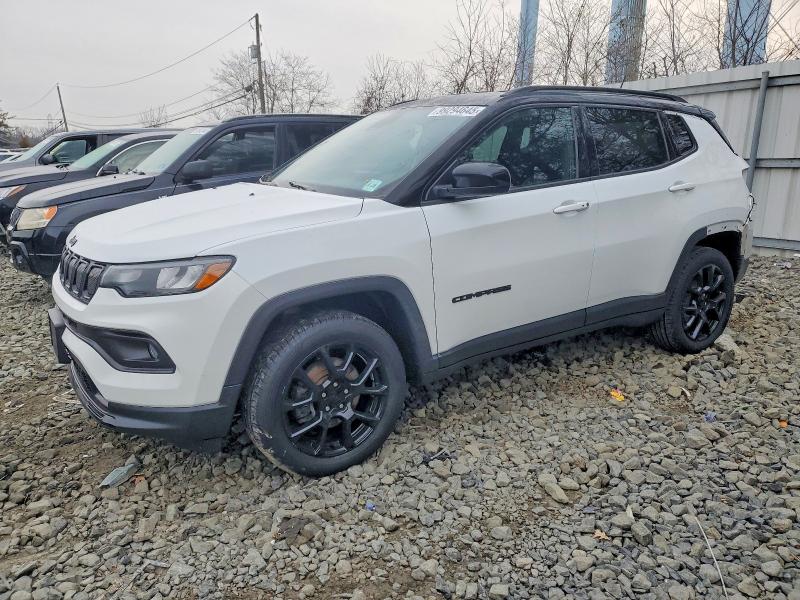 JEEP COMPASS LA 2022 with VIN 3C4NJDBB4NT221491 - Photo from auction