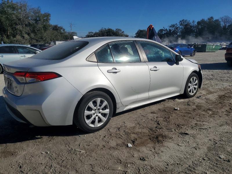 Photo 3 from auction – 2021 TOYOTA COROLLA with VIN 5YFEPMAE3MP218884