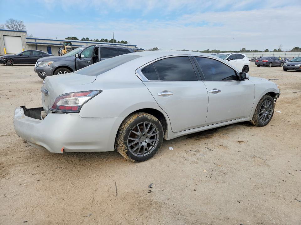 Photo 3 from auction – 2014 NISSAN MAXIMA S with VIN 1N4AA5AP1EC485495