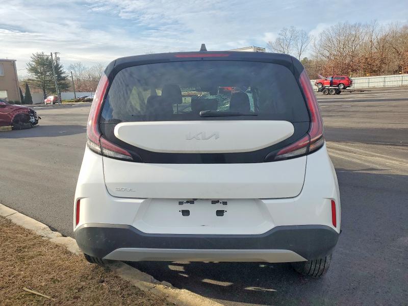 Photo 6 from auction – 2023 KIA SOUL LX with VIN KNDJ23AU4P7862754