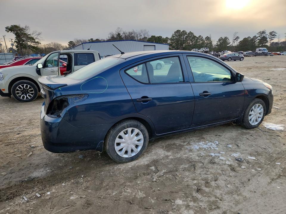Photo 3 from auction – 2017 NISS VERSA with VIN 3N1CN7AP7HL847313