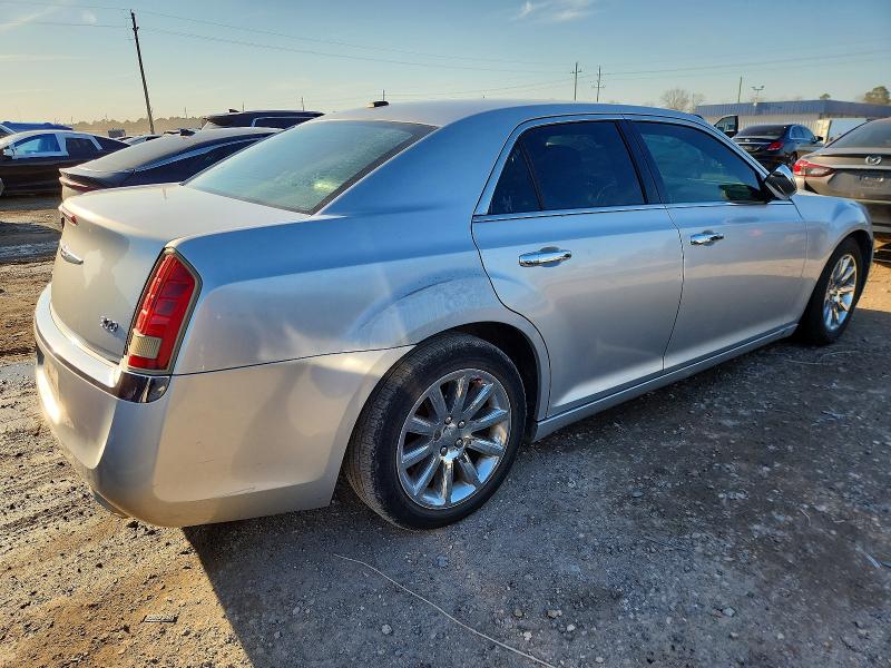 Photo 3 from auction – 2012 CHRYSLER 300 LIMITE with VIN 2C3CCACG8CH224009